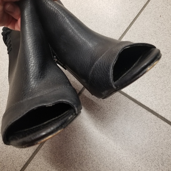 Express open toe high heels. - Picture 6 of 9